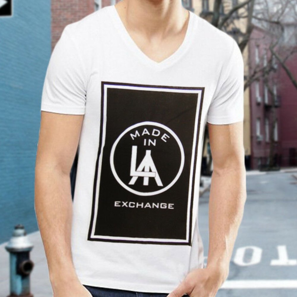 NWT EXCHANGE L.A MEN'S WHITE V-NECK SHORT SLEEVE T-SHIRT SIZE M L